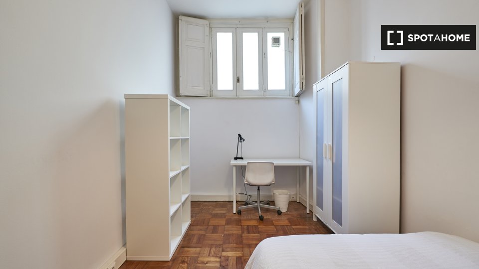 Double room Lisbon, 11 beds — photo 2