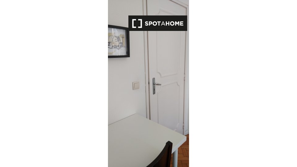 Double room Porto, 2 beds — photo 8