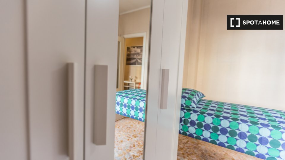 Double room Rome, 4 beds — photo 7