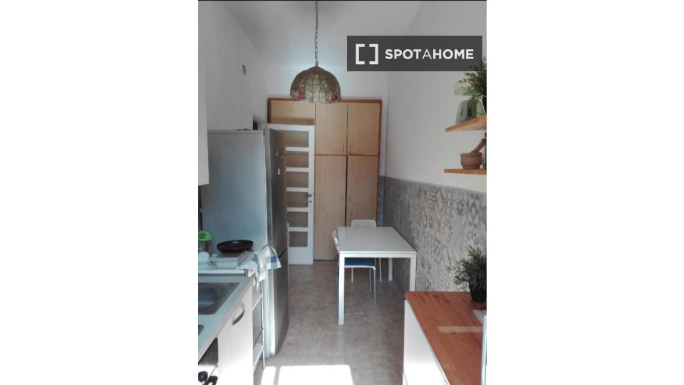 Double room Rome, 3 beds, 90m² — photo 10
