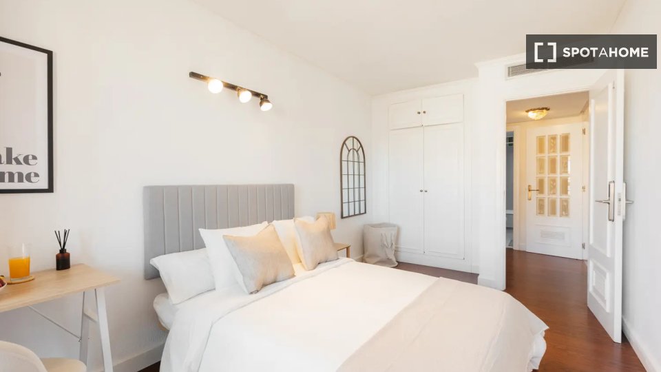 Double room Valencia, 6 beds — photo 2