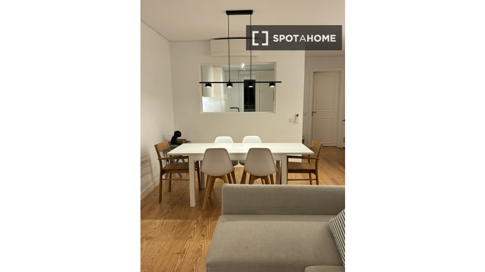 Apartment Lisbon, 1 bed, 80m² — photo 3