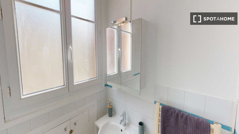 Double room Paris, 5 beds, 110m² — photo 15