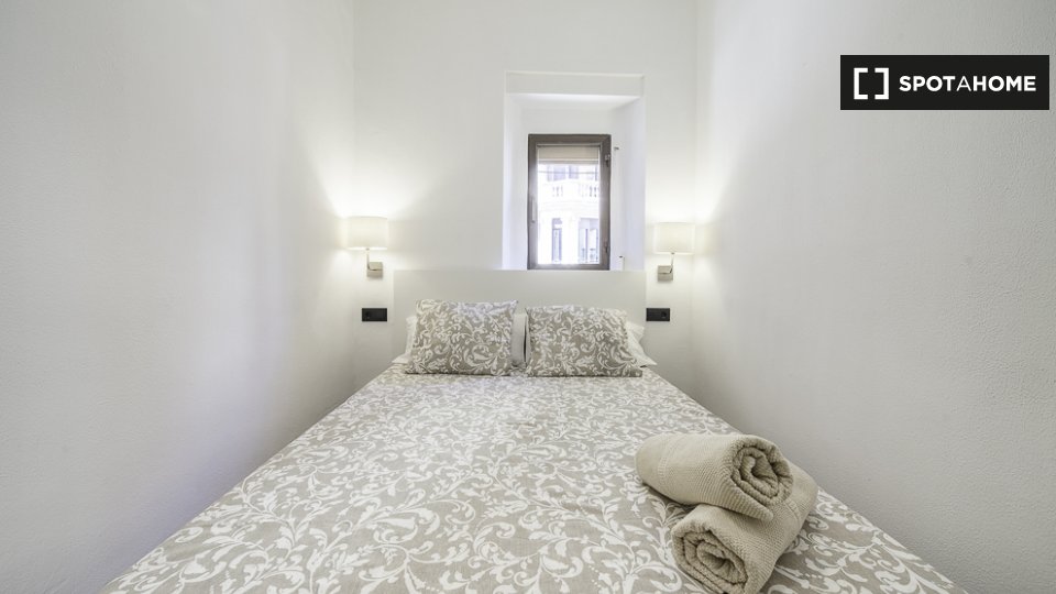 Double room Barcelona, 4 beds — photo 23
