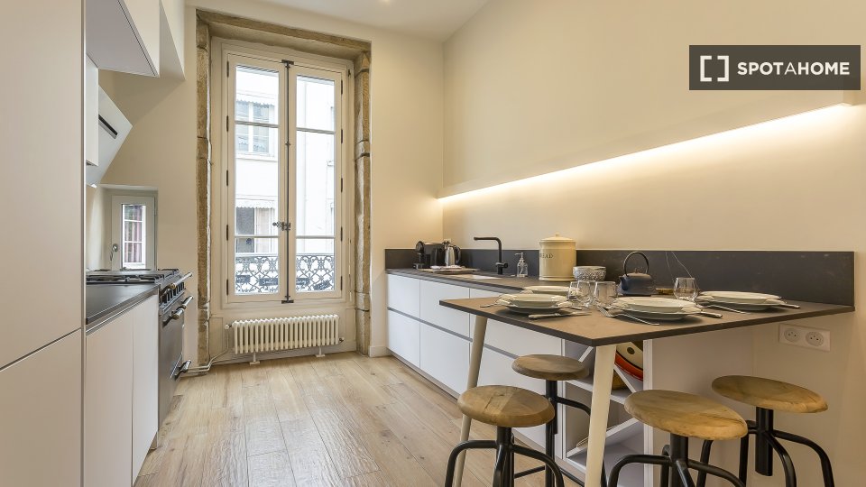 Apartment Lyon, 3 beds, 245m² — photo 5