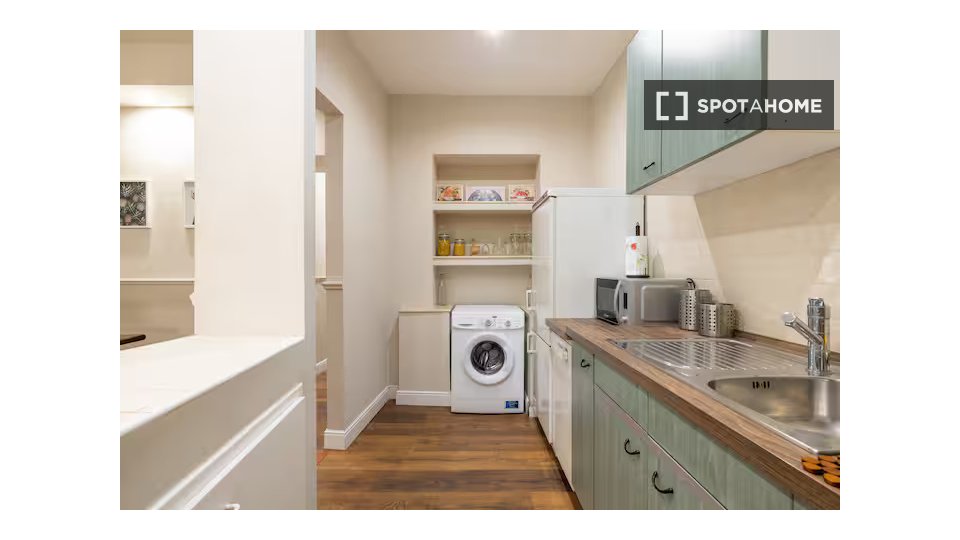 Apartment Rome, 2 beds — photo 10