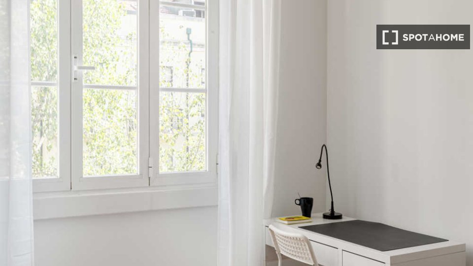 Double room Lisbon, 13 beds — photo 44