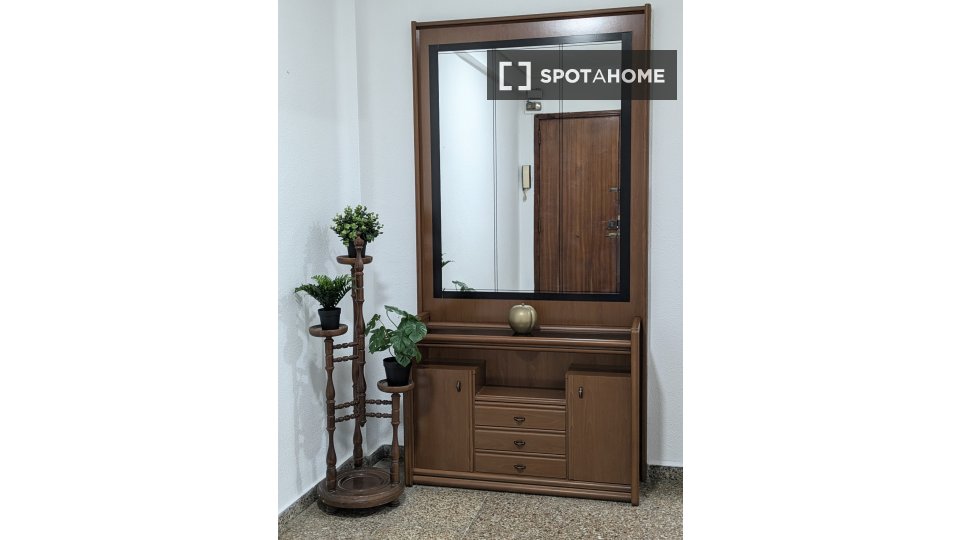 Double room Valencia, 4 beds, 100m² — photo 4