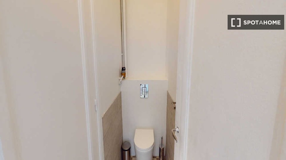 Double room Lyon, 4 beds, 130m² — photo 12