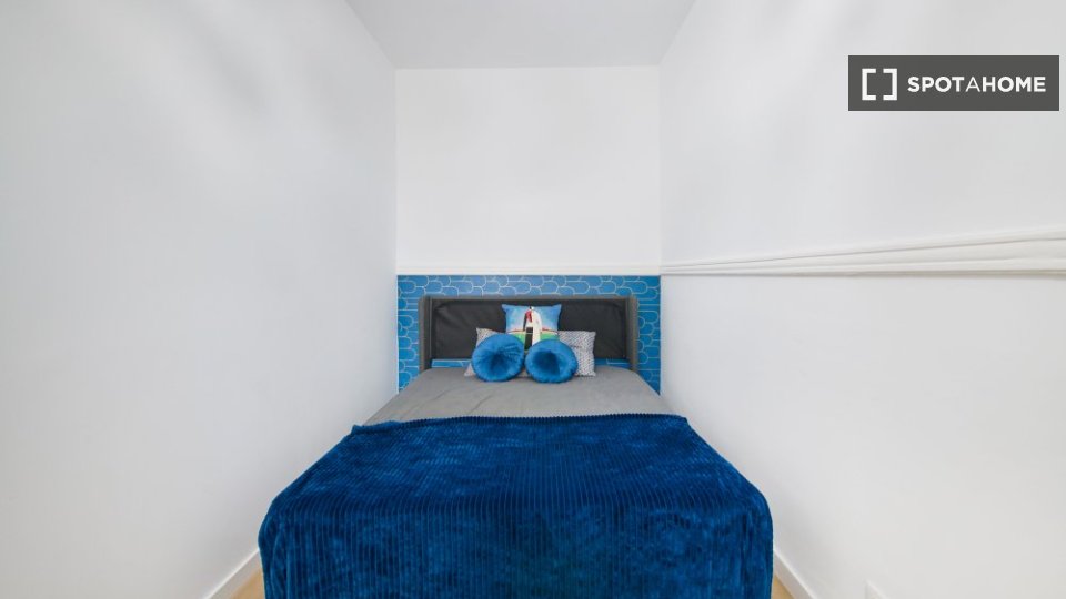 Double room Lisbon, 7 beds — photo 11
