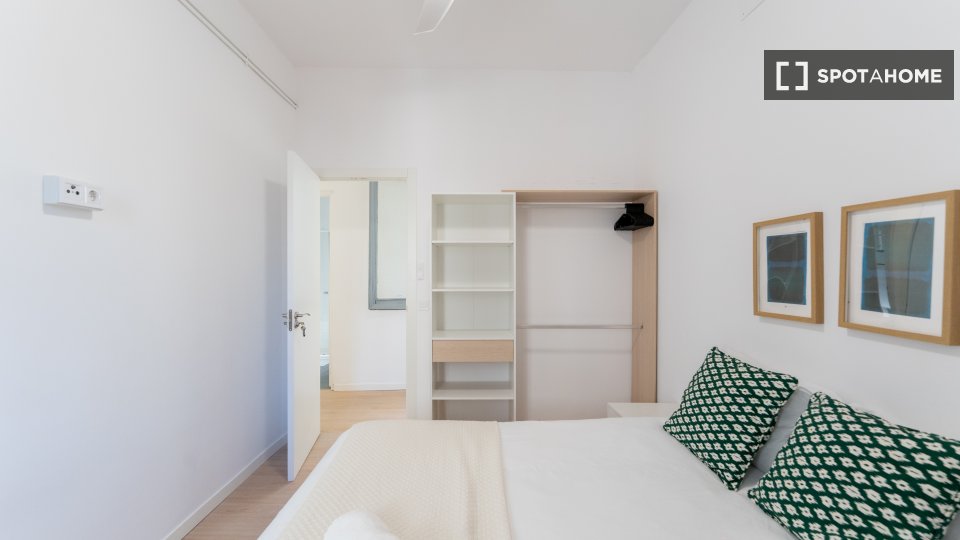 Double room Madrid, 10 beds — photo 69