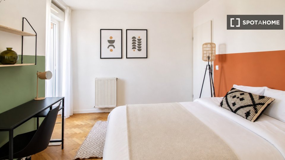 Chambre double Paris, 4 chambres — photo 35