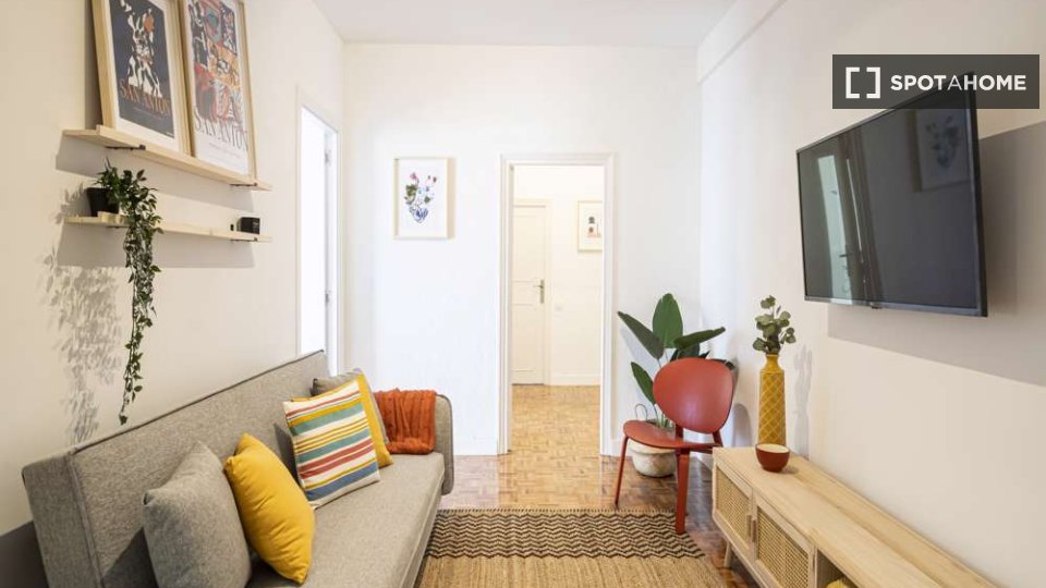 Double room Madrid, 6 beds — photo 40