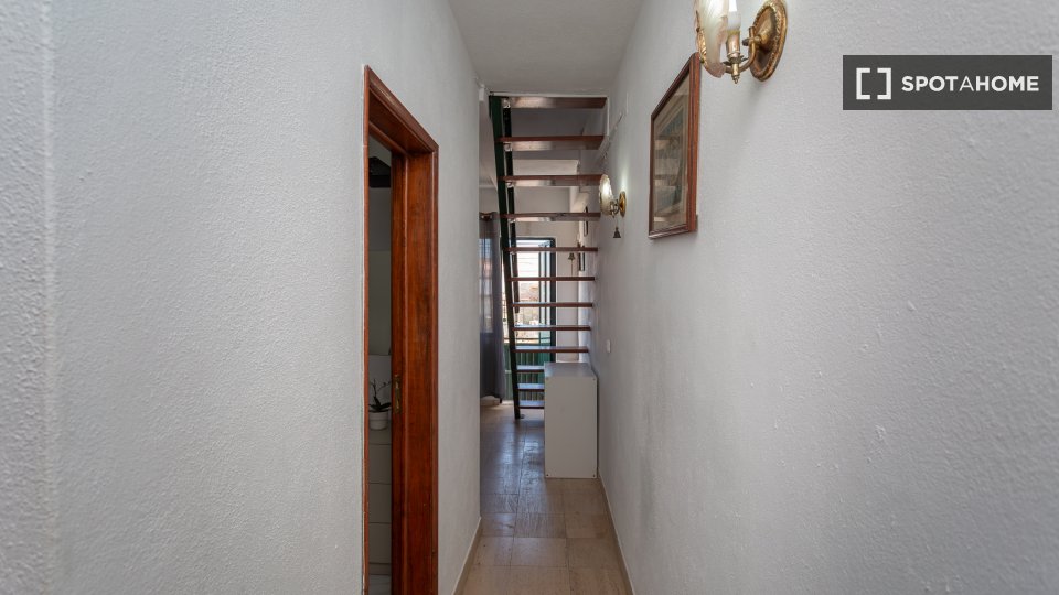 Apartment Lisbon, 2 beds — photo 13
