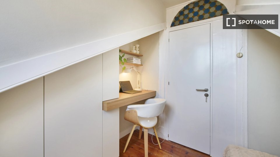 Double room Lisbon, 7 beds — photo 7