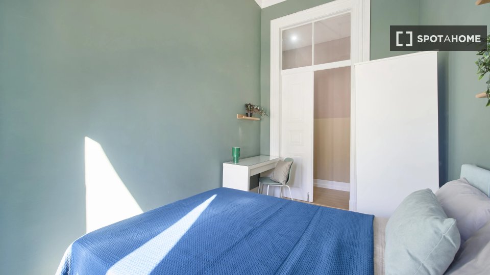 Double room Lisbon, 9 beds — photo 12