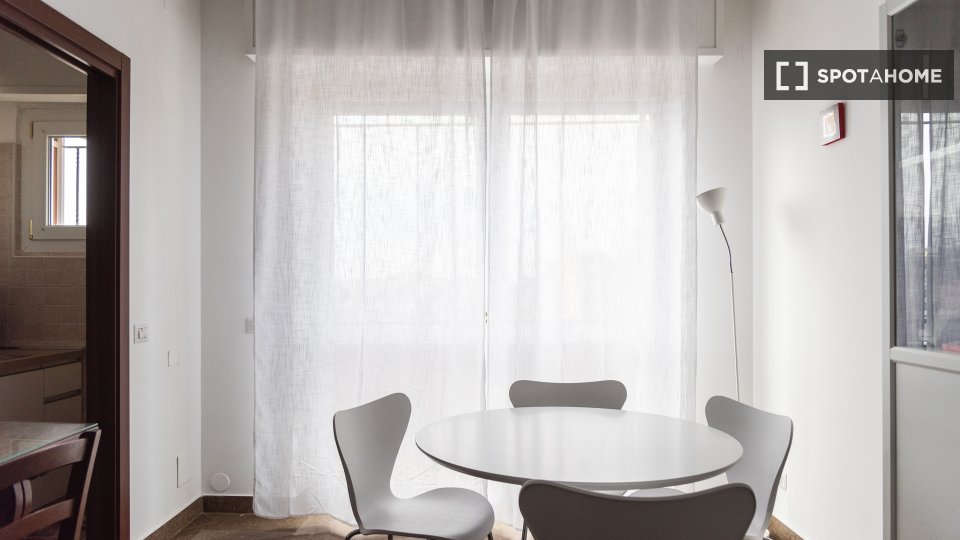Apartment Milan, 1 bed, 55m² — photo 7