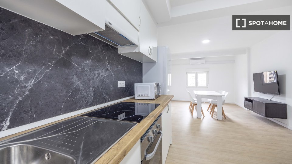 Chambre double Valence, 4 chambres, 100m² — photo 16