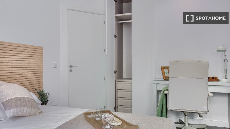 Apartment Madrid, 2 beds, 67m² — photo 37