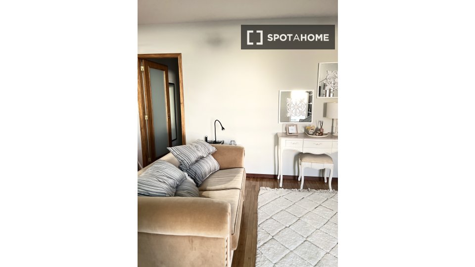 Apartment Porto, 1 bed, 78m² — photo 2