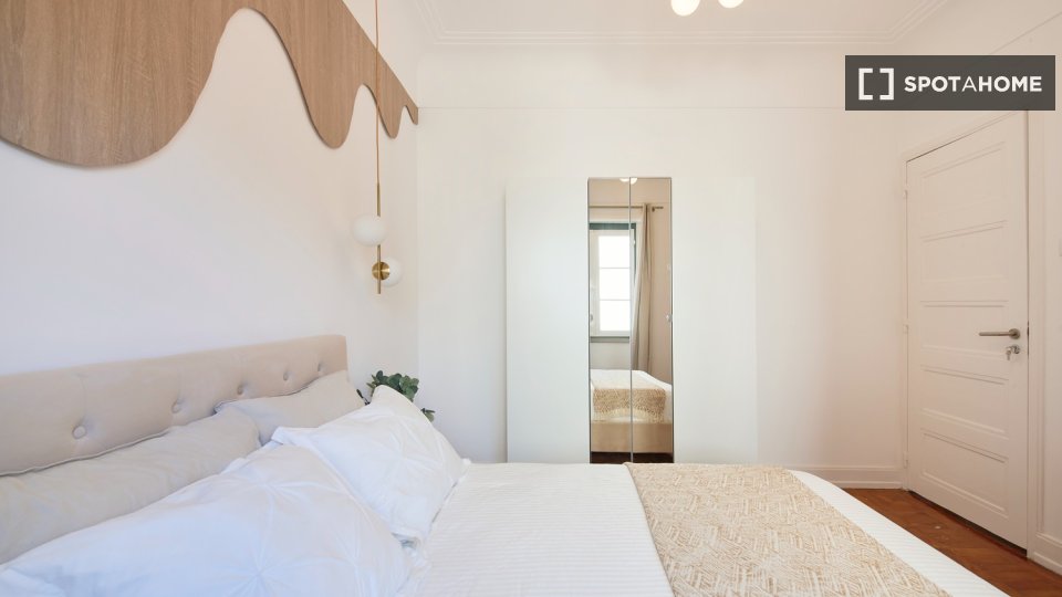 Double room Lisbon, 4 beds — photo 1
