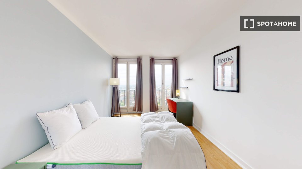 Double room Paris, 6 beds — photo 1