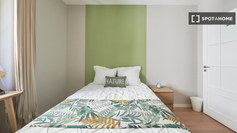 Double room Lisbon, 6 beds — photo 2