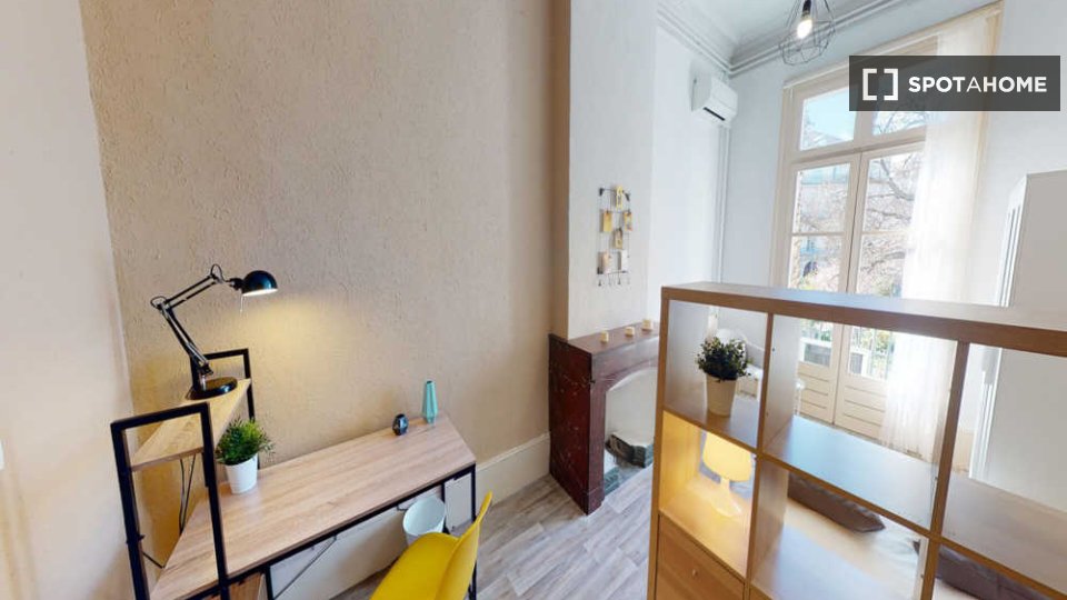 Double room Montpellier, 6 beds, 200m² — photo 19