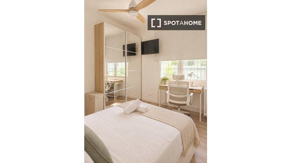 Camera doppia Barcellona, 4 camere, 120m² — foto 10