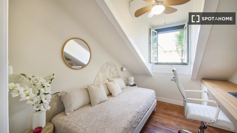 Double room Lisbon, 7 beds — photo 16