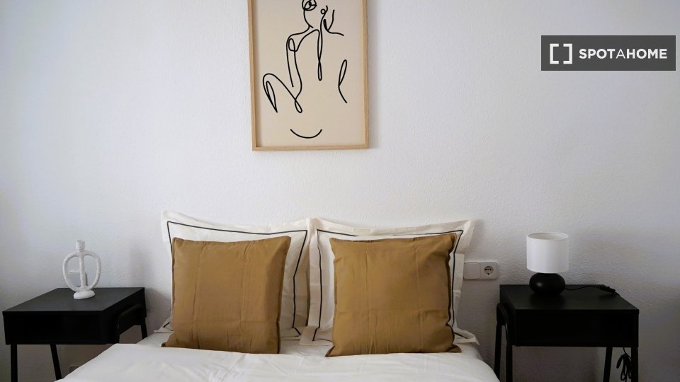 Double room Madrid, 6 beds — photo 6