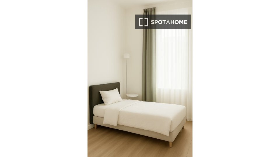 Double room Munich, 4 beds — photo 15