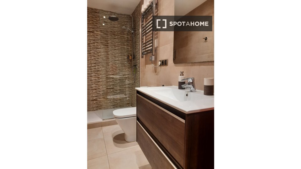 Apartment Barcelona, 2 beds, 60m² — photo 9