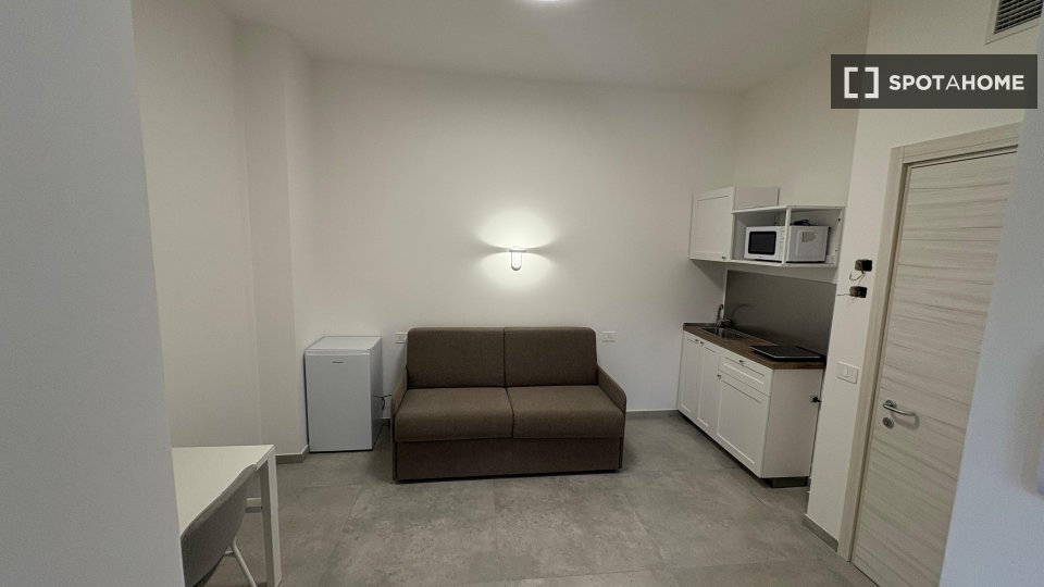 Apartment mono Milan, 16m² — photo 46