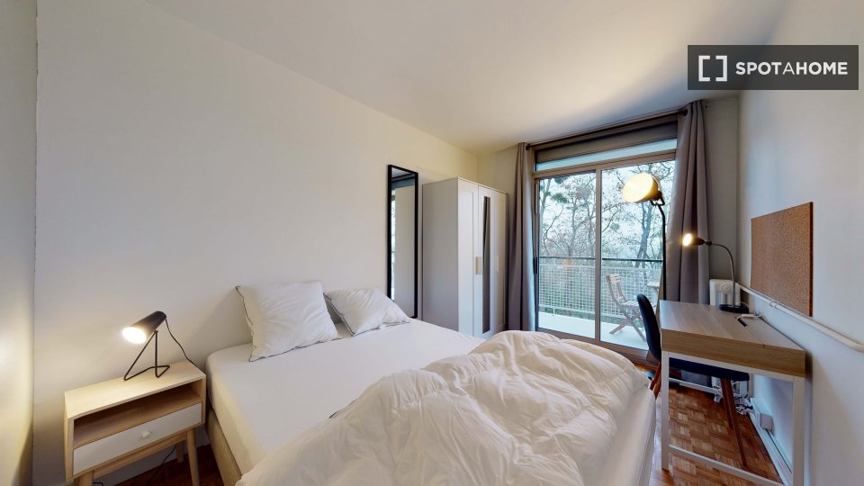 Double room Paris, 15 beds — photo 1