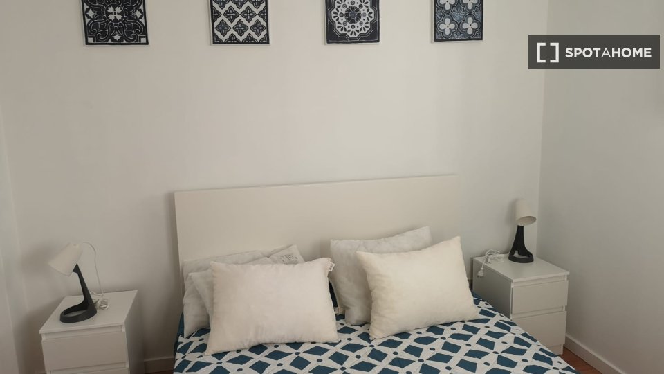 Apartment mono Lisbon, 95m² — photo 14