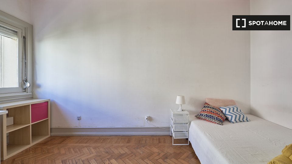 Double room Lisbon, 11 beds — photo 3