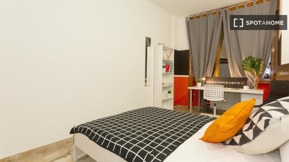 Double room Milan, 4 beds — photo 1