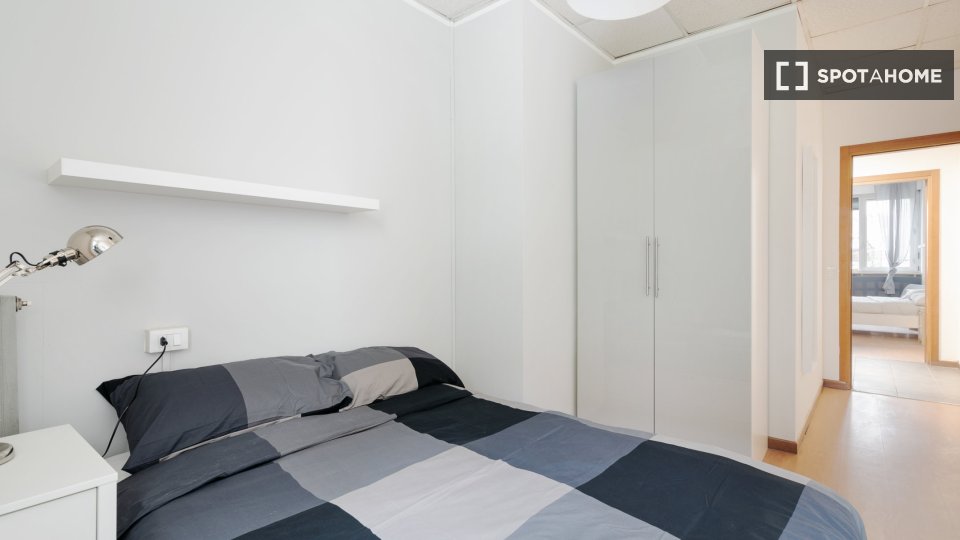Double room Milan, 12 beds, 320m² — photo 2