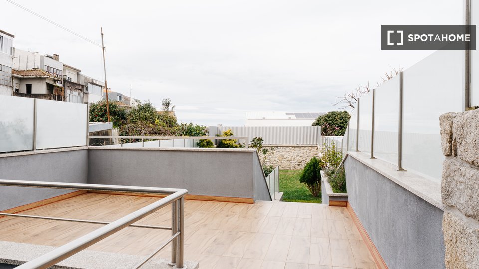Apartment Porto, 2 beds, 175m² — photo 3