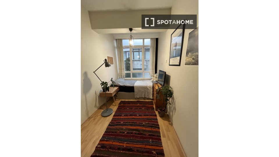 Double room Istanbul, 3 beds, 130m² — photo 1