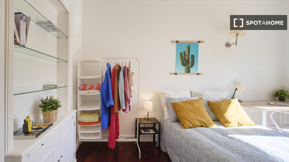 Double room Lisbon, 5 beds — photo 2