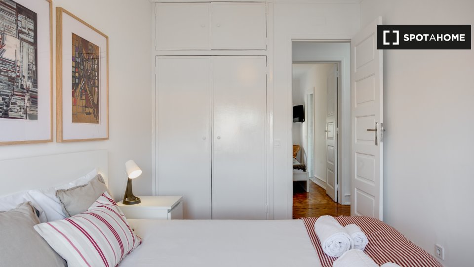 Double room Lisbon, 4 beds — photo 4