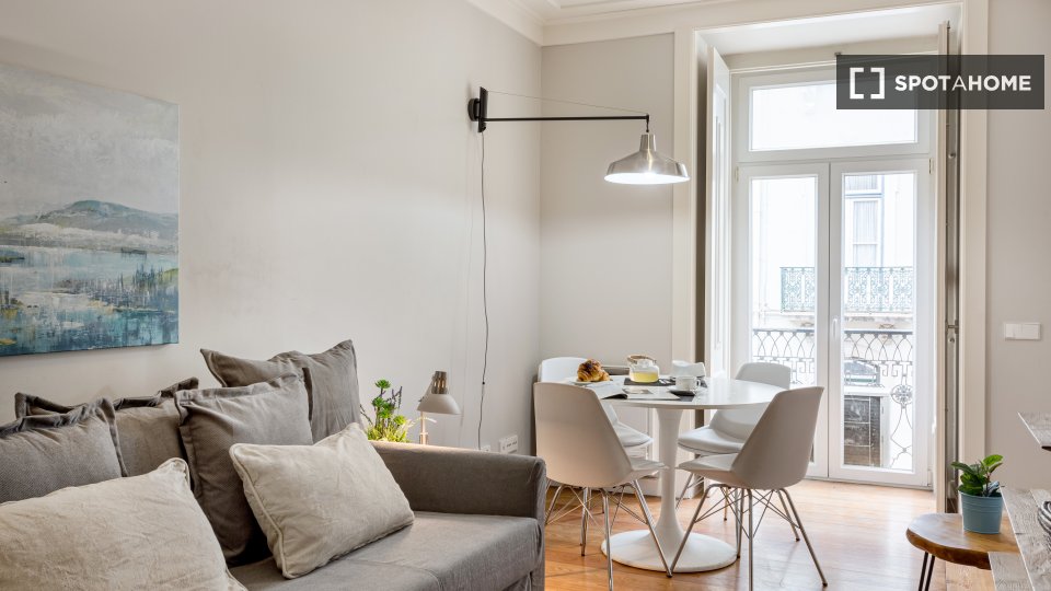 Apartment Lisbon, 1 bed — photo 12