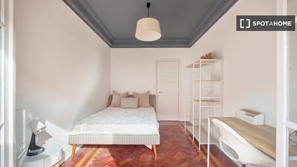 Double room Lisbon, 7 beds — photo 5