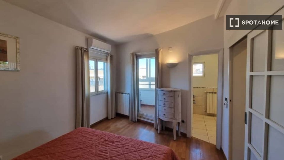 Apartment Rome, 1 bed, 84m² — photo 5