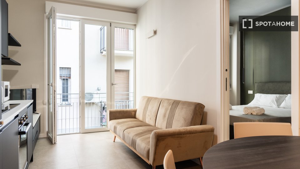 Apartment Milan, 1 bed — photo 13