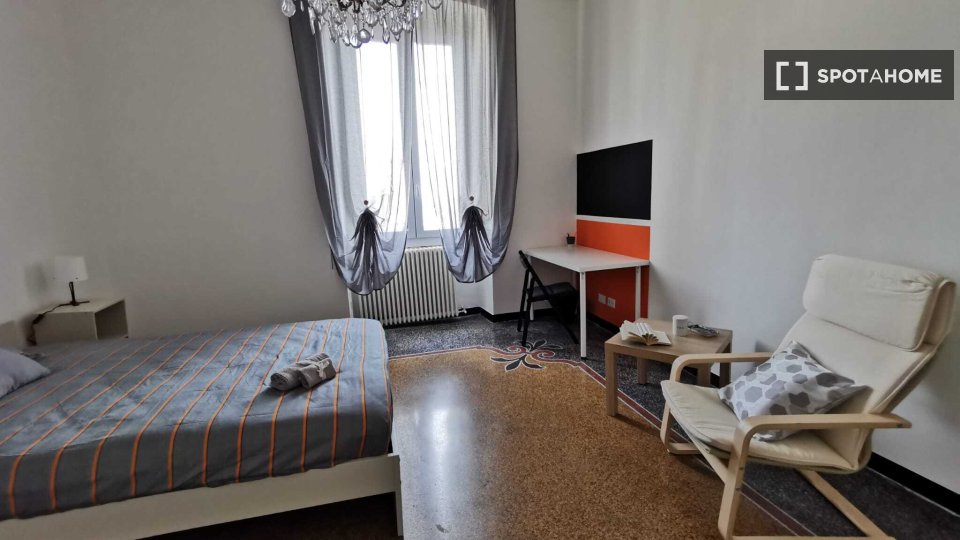 Camera doppia Genova, 7 camere — foto 10