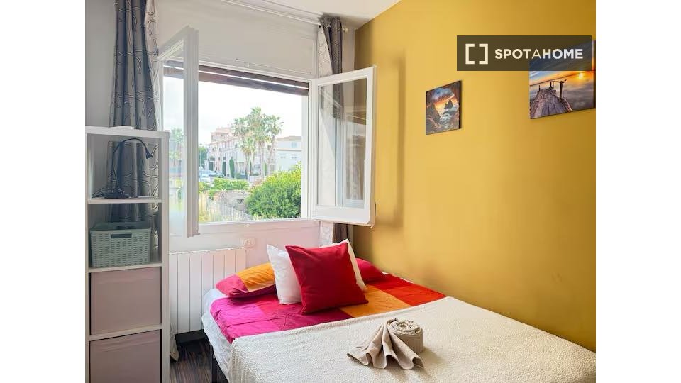 Apartment Barcelona, 3 beds, 75m² — photo 12
