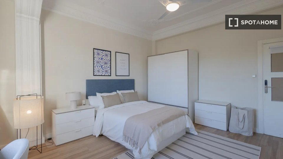 Double room Valencia, 6 beds — photo 11